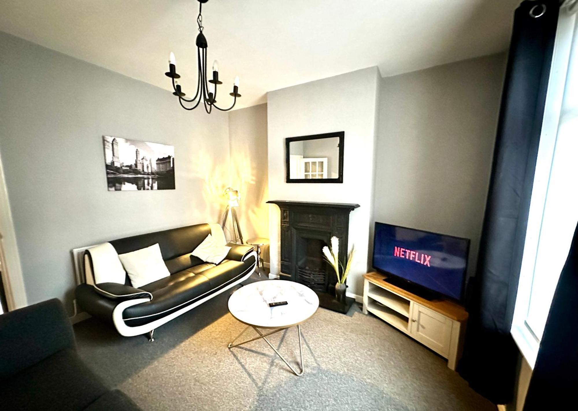 Broomfield Place Coventry Bagian luar foto